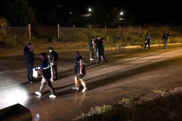 Bıçaklı kavgada kan aktı: 2 arkadaş ağır yaralandı