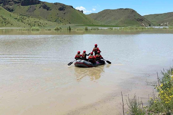 Aras Nehri yuttu, 17 yaşındaki kayıp çoban Okan Koç’tan 4 gündür iz yok