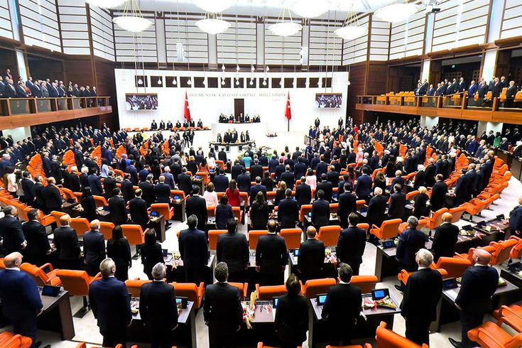 Meclis'in tatil takvimi değişti! Gözler 12. Yargı Paketi'nde