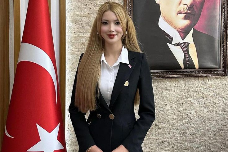 Barbie kaymakam olarak ünlenen Tuğçe Orhan, Burdur Vali Yardımcısı olarak atandı