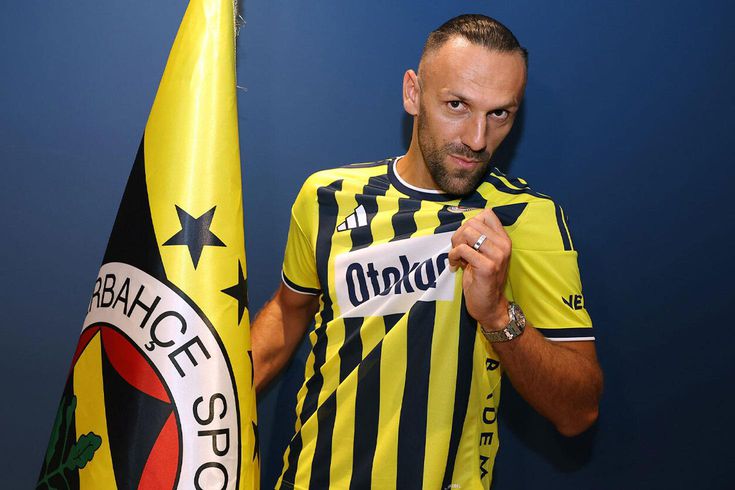 Fenerbahçe'de Vedat Muriqi ile 3 yıllık imza! İşte ilk sözleri