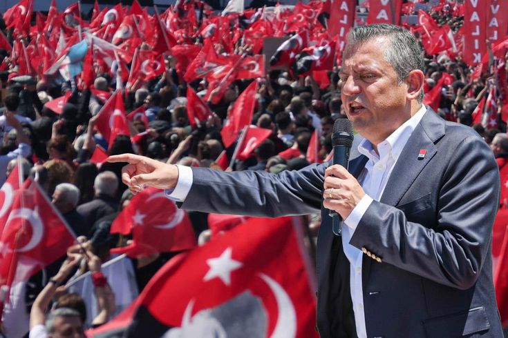 Surprise move from Özgür Özel! Rallies shelved