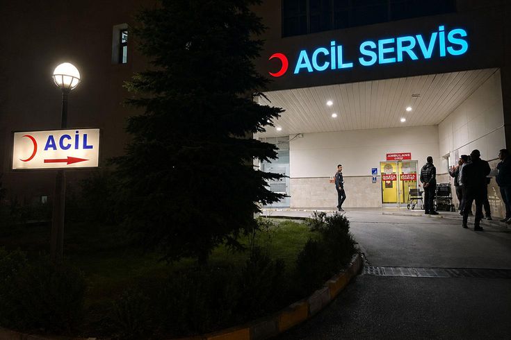 15 yaşındaki çocuk gelin alma merasiminde tüfekle havaya ateş açtı: 11 yaralı