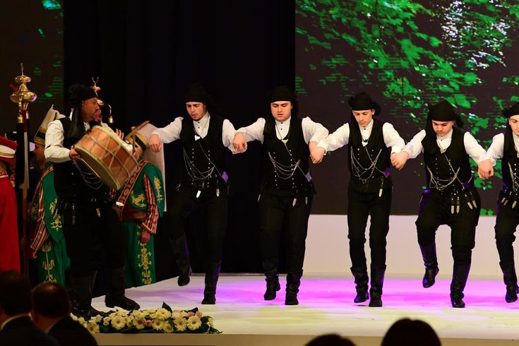 Türkiye 5 bin kişilik horon ile dünya rekoru kıracak