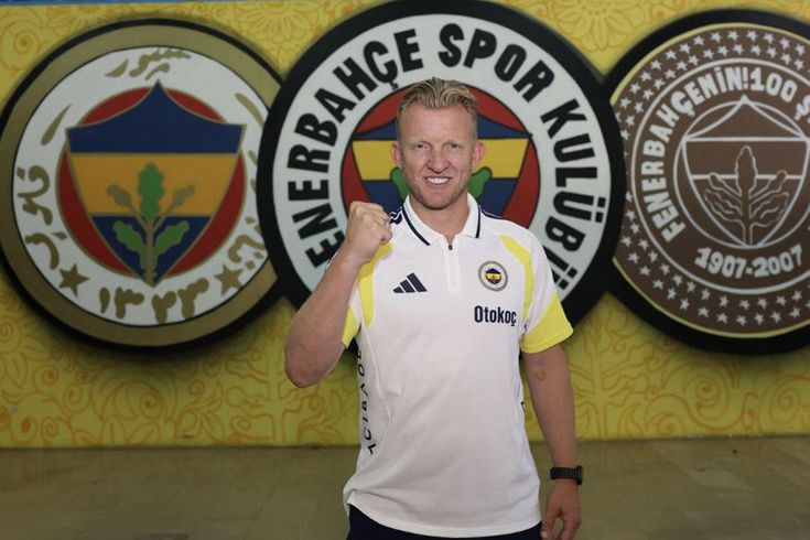 Dirk Kuyt resmen Fenerbahçe'de
