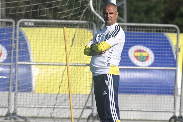 İsmail Kartal ilk idmanına çıktı! Sıcakta giydiği eşofman taraftarı şaşırttı
