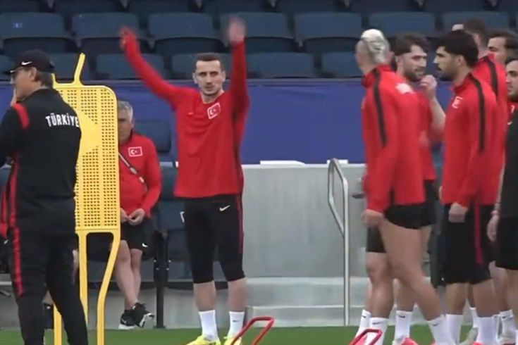 Kerem Galatasaray'ın yıldızına Lan gerizekalı dedi, ortalık karıştı