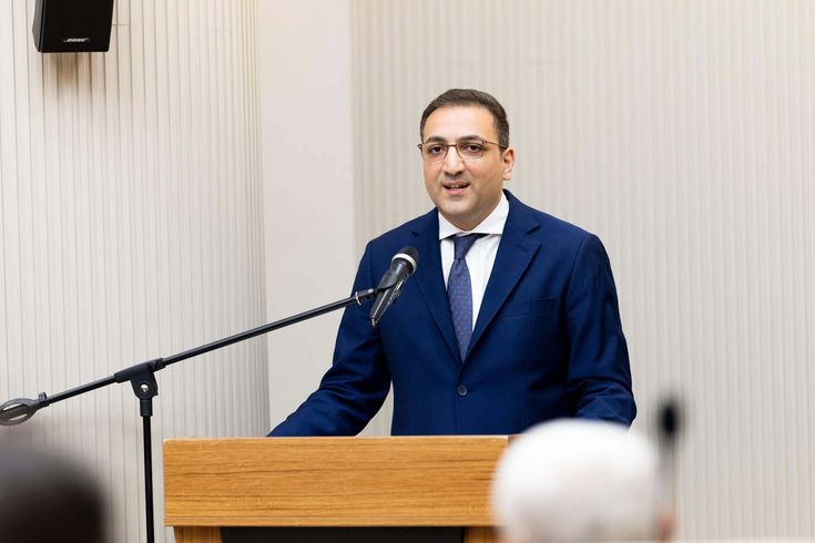Balçova Belediye Başkanı Onur Yiğit ve 2 şüpheli adliyede