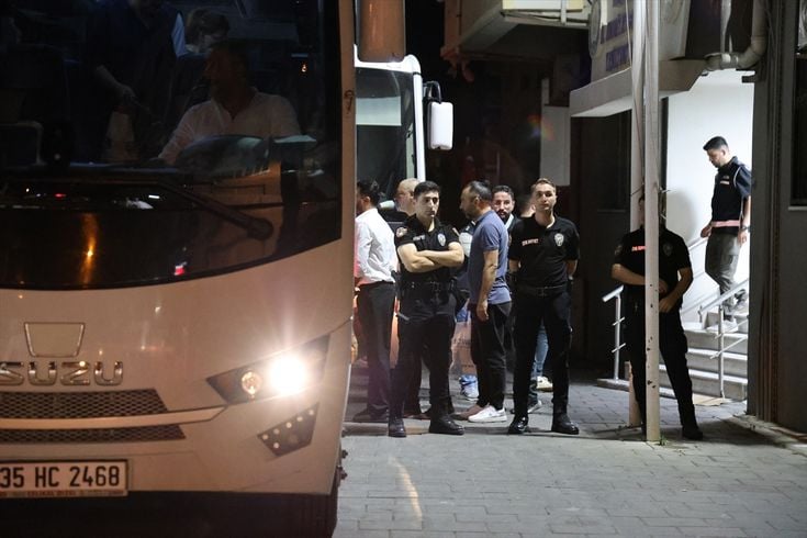 Seferihisar Belediyesi'ne yönelik soruşturmada Belediye Başkanı Yetişkin ve 19 şüpheli adliyede
