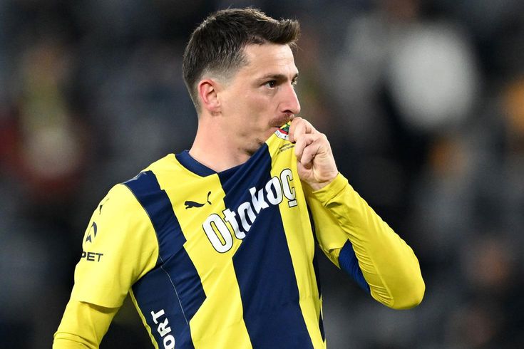 Asgari ücrete imza atan Mert Hakan Yandaş'tan ilk paylaşım