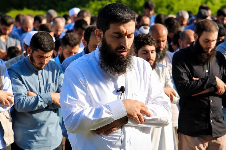 Ebu Hanzala olarak bilinen Halis Bayancuk ve Tevhid dergisine ait 54 hesap kapatıldı