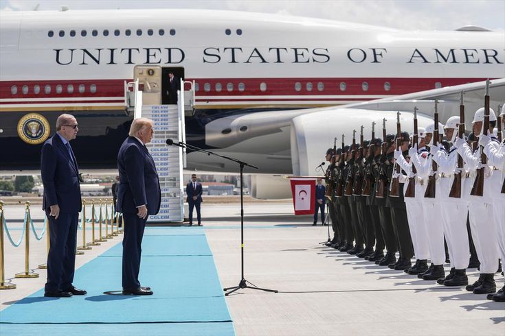 Trump, askerleri Türkçe selamladı