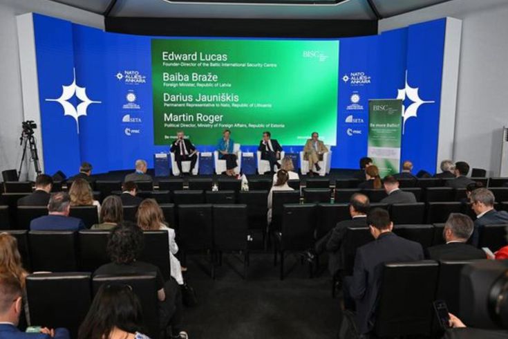 Tarihi zirvede Baltık ülkelerinden 'güvenlik' paneli: Rusya, NATO'ya meydan okur mu?