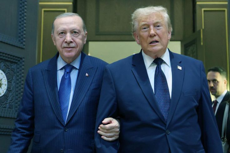 Külliye'nin listesinde Ahmet Kaya da yer aldı! Trump karşılandığı sırada Kum Gibi çalındı