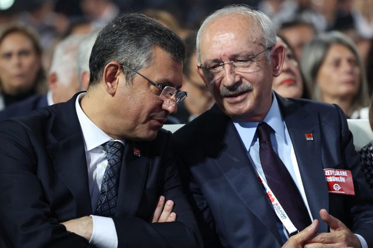 Özgür Özel ve ekibi, kurultay yapılması için mahkemeye başvuruyor