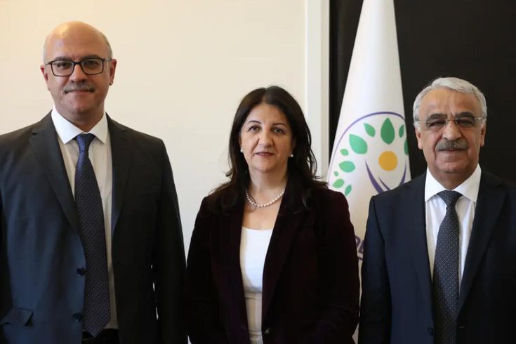 Dem Parti İmralı Heyeti, Öcalan'la görüşmek üzere yola çıktı