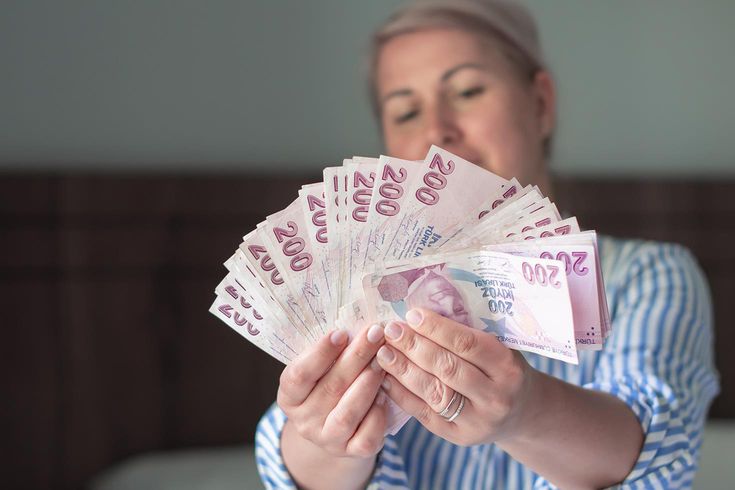 Emekli maaşlarında zam farkının yatacağı tarih belli oldu