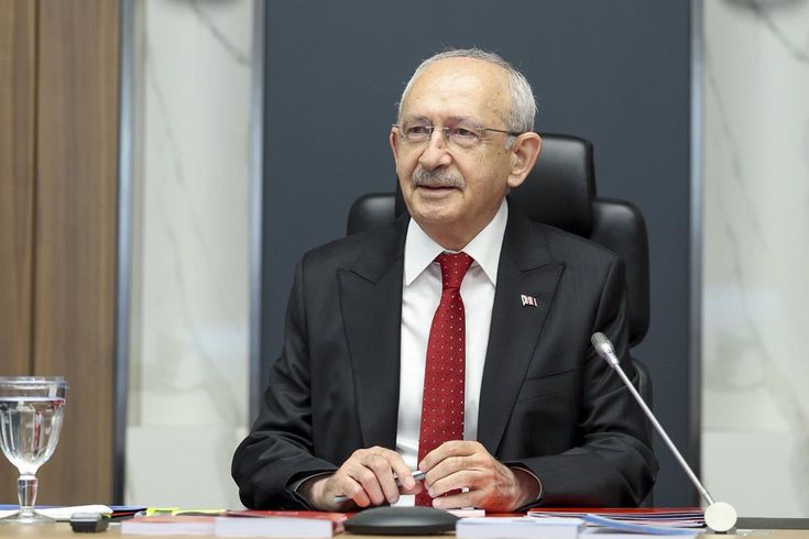 91 milletvekilinin istifa ettiği dakikalarda Kılıçdaroğlu'ndan dikkat çeken paylaşım