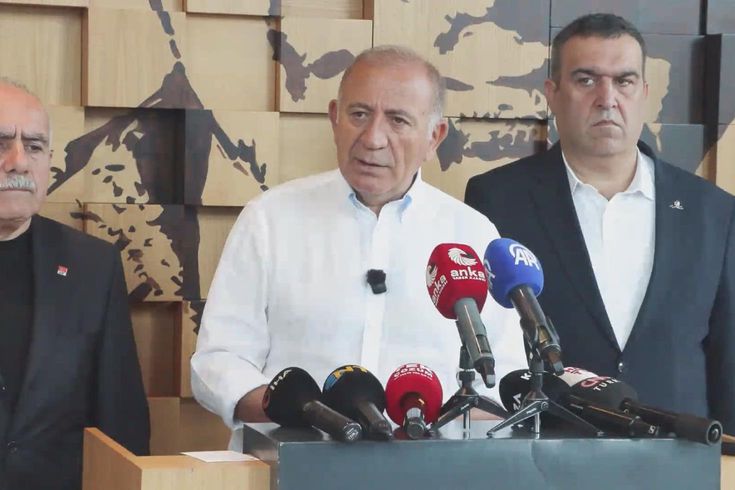 Gürsel Tekin'den figüran üye iddialarına yanıt: FETÖ'vari tezgah