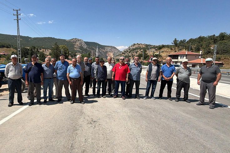 Çorum'da köylülerden yeni kavşak isyanı: Her gün ölüm korkusu yaşıyoruz