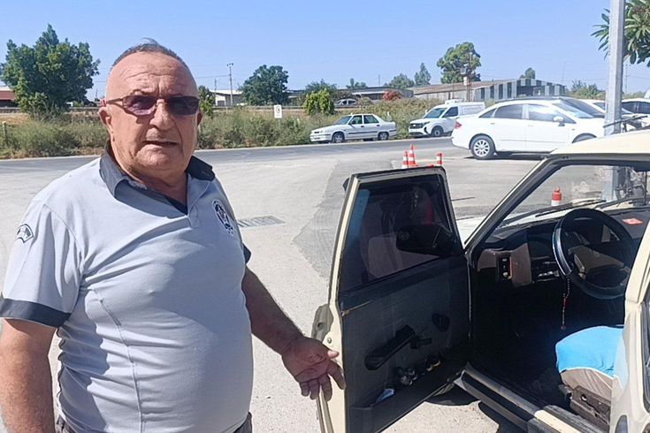 Sıcaktan bunaldı, 1988 model aracına otobüs kliması taktırdı