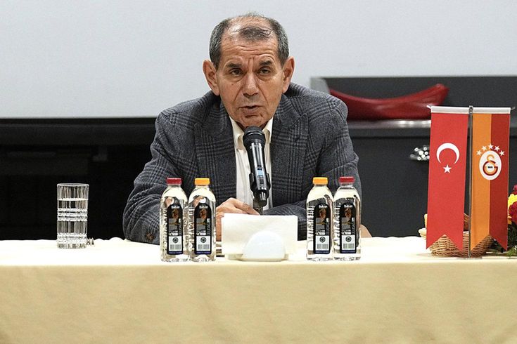 Dursun Özbek transferler için tarih işaret etti