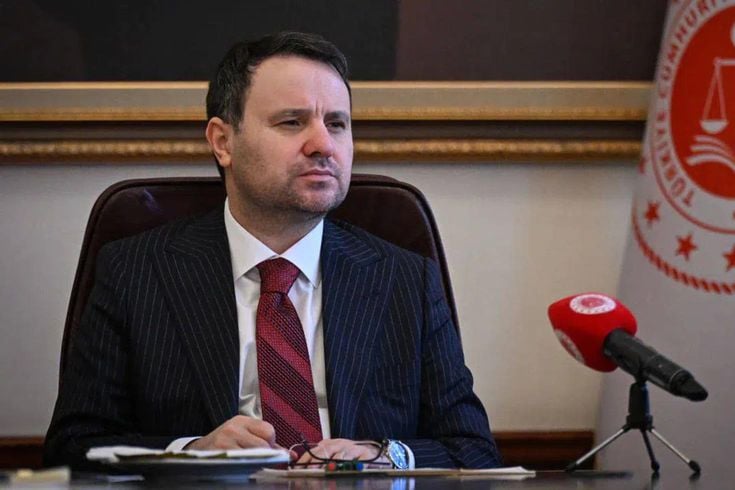Bakan Gürlek duyurdu: Adliyelerde yeni büro kuruluyor