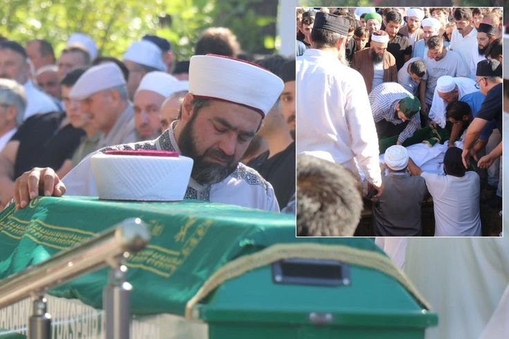 İmam babanın en zor görevi! Askerlik çağındaki oğlunun cenaze namazını kıldırdı