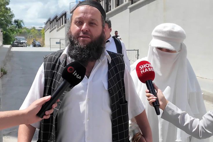 Arnavutköy'de olaylı nikah: Ailenin engel olmak istediği evlilik polis eşliğinde gerçekleşti