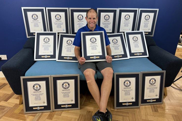 ABD'de bir aile aynı anda 200 Guinness rekoruna ulaştı