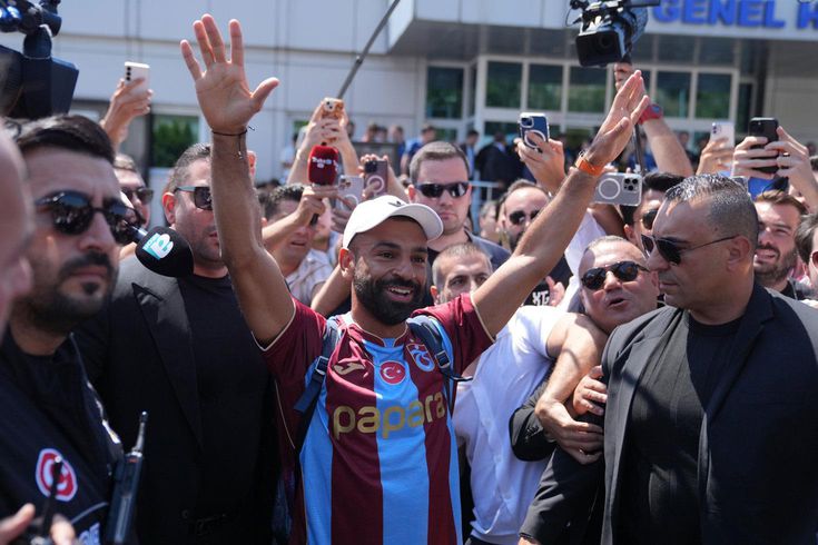 Salah İstanbul'da! İlk sözleri bütün şehri ayağa kaldıracak