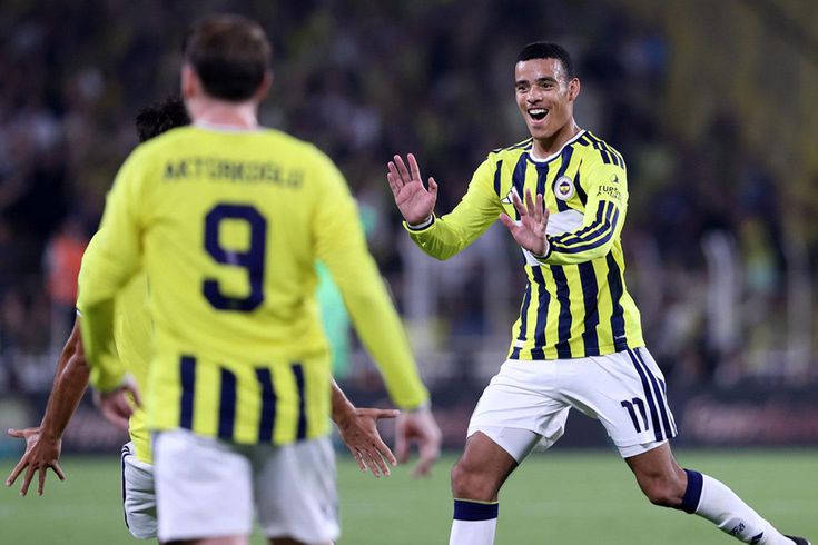 Avusturya basını Fenerbahçe'yi konuşuyor: Cadı kazanı gibi