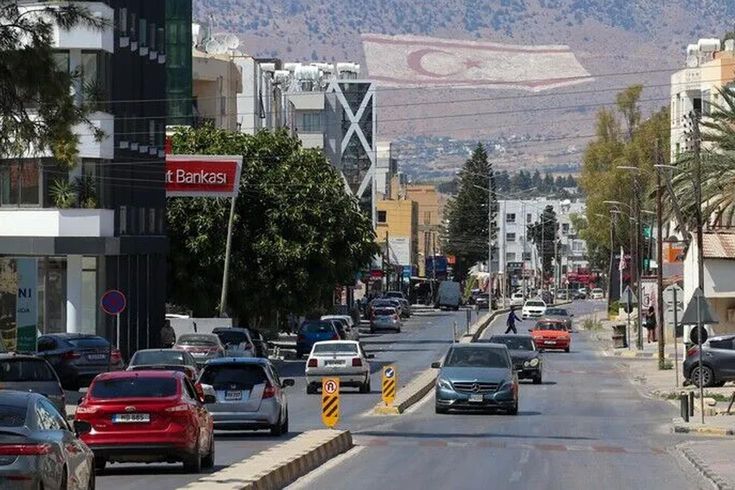 KKTC’yi aşırı sıcaklar vurdu! Öğle saatlerinde çalışmak yasaklandı