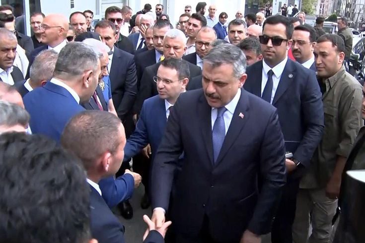 İçişleri Bakanı Çiftçi ve Adalet Bakanı Gürlek Esenyurt'ta