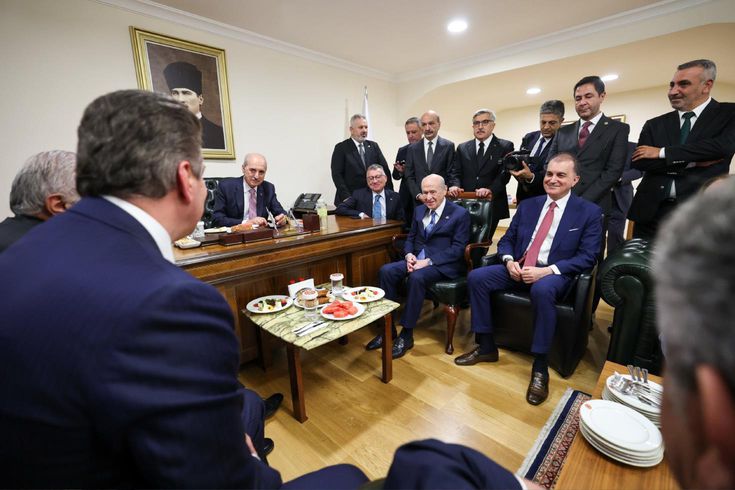 Ömer Çelik'ten gün sonu paylaşımı: İki yıllık emeğin sonucu