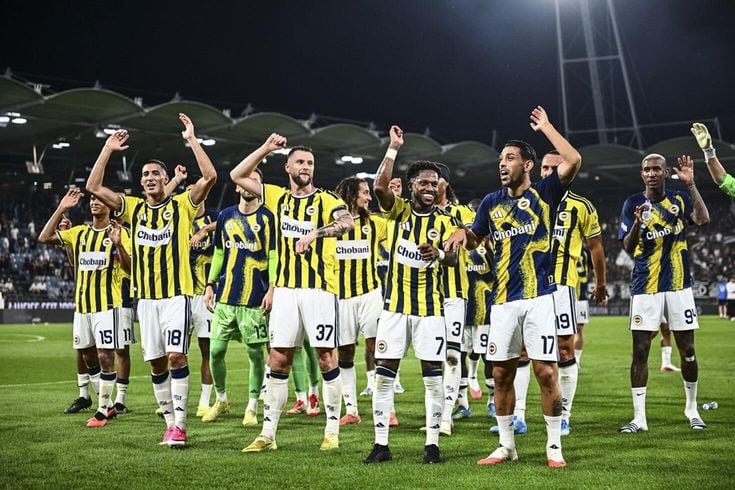 Fenerbahçe'de ayrılık! Taraftarın sevgilisi para kazandırarak gitti