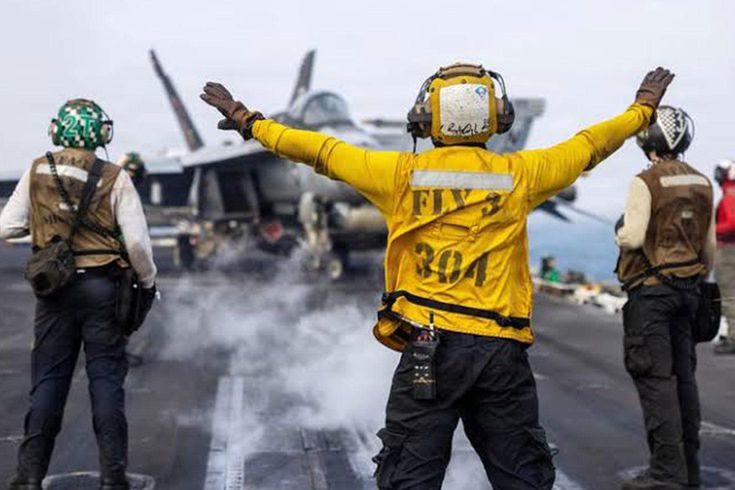 USS Abraham Lincoln'ün yerine USS George Washington Orta Doğu'ya geliyor