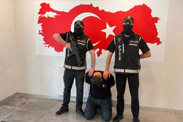 In the operation of the Istanbul and Azerbaijan police, the fugitive suspect wanted was caught in Baku.