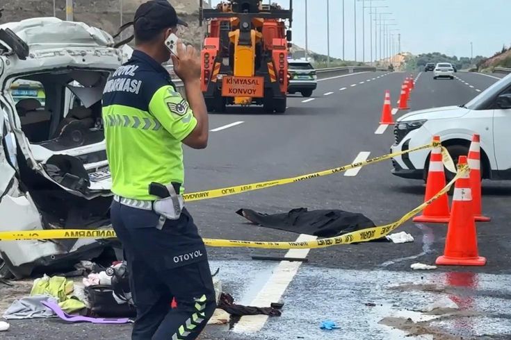 Kuzey Marmara Otoyolu'nda kaza: 1'i çocuk 3 ölü, 5 yaralı