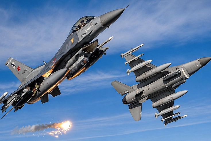 Türk savaş uçakları havalandı, NATO hava sahasında bir ilk yaşandı