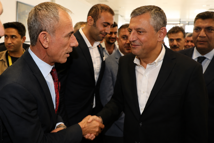 Gaziantep'te YENİ Partili vekili bıçaklayan ismin de YENİ Parti saflarına geçtiği ortaya çıktı