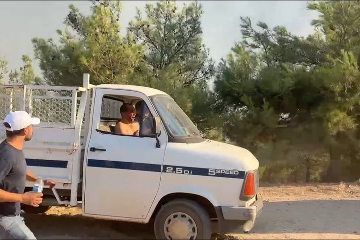 Çine'deki orman yangınında hayvanlarını kurtarmaya çalışan Mutlu Özcan hayatını kaybetti