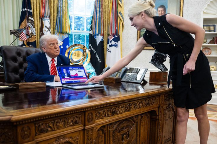Beyaz Saray'ı karıştıran dedikodu: Donald Trump ile asistanı Natalie Harp arasında aşk iddiası