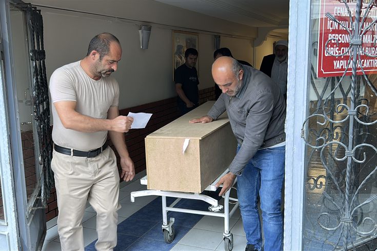 Sivas'ta Kırım Kongo Kanamalı Ateşi şüphesiyle tedavi gören çiftçi hayatını kaybetti