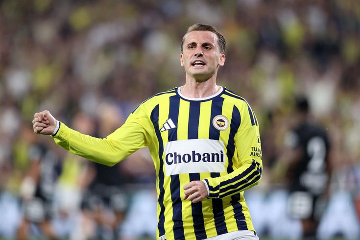 Ülke Fenerbahçe'yi konuşuyor! Greenwood'u yere göğe sığdıramadılar, Kerem'i yerden yere vurdular