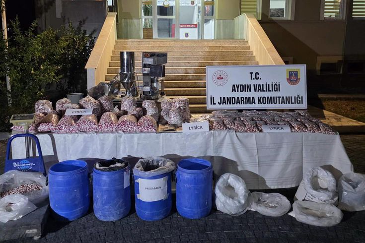 Didim'de sentetik hap imalathanesine baskın