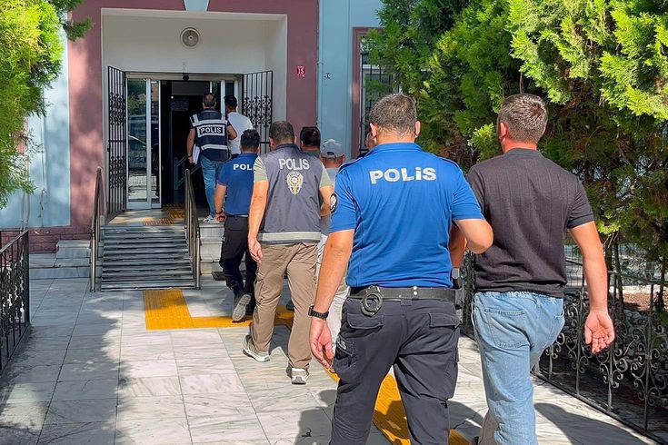 Operation against suspects revealing application points: 7 detentions