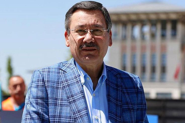 تم فتح تحقيق بشأن رئيس بلدية أنقرة الكبرى السابق مليح غوكجيك
