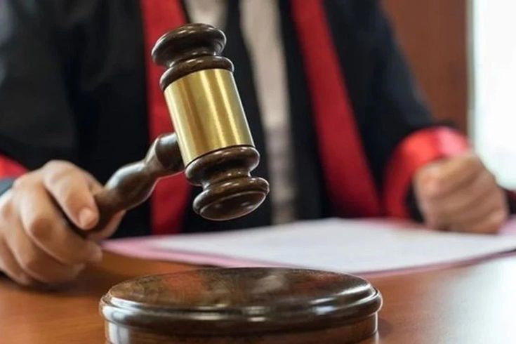 One arrest in Izmir for blackmail and threats against a judge via WhatsApp.