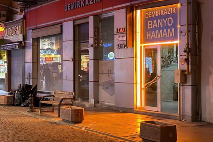 He fell ill in the hamam and lost his life.